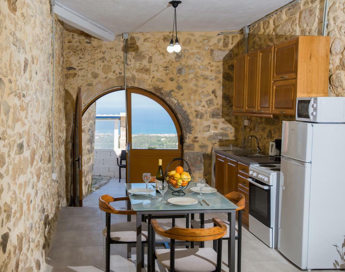 Veranda * Maroulás